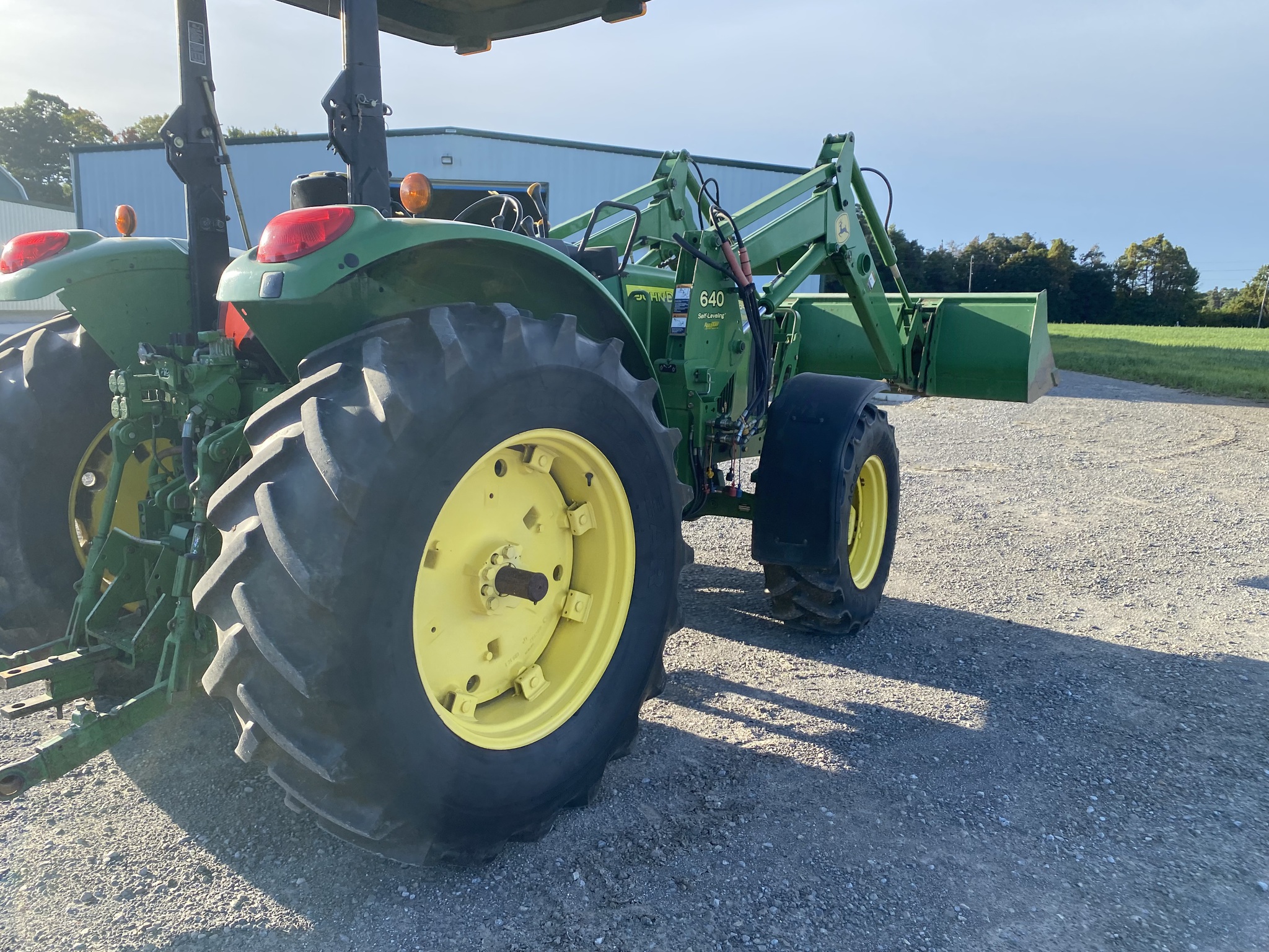 2004 John Deere 6420 Image 7