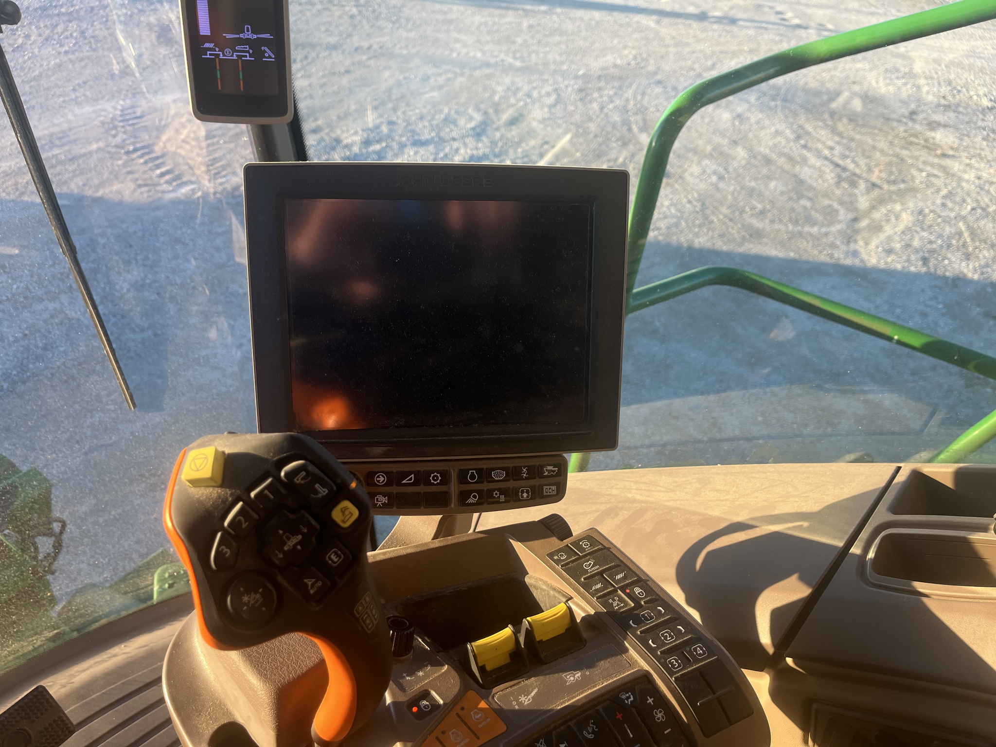 2022 John Deere S790 Image 10