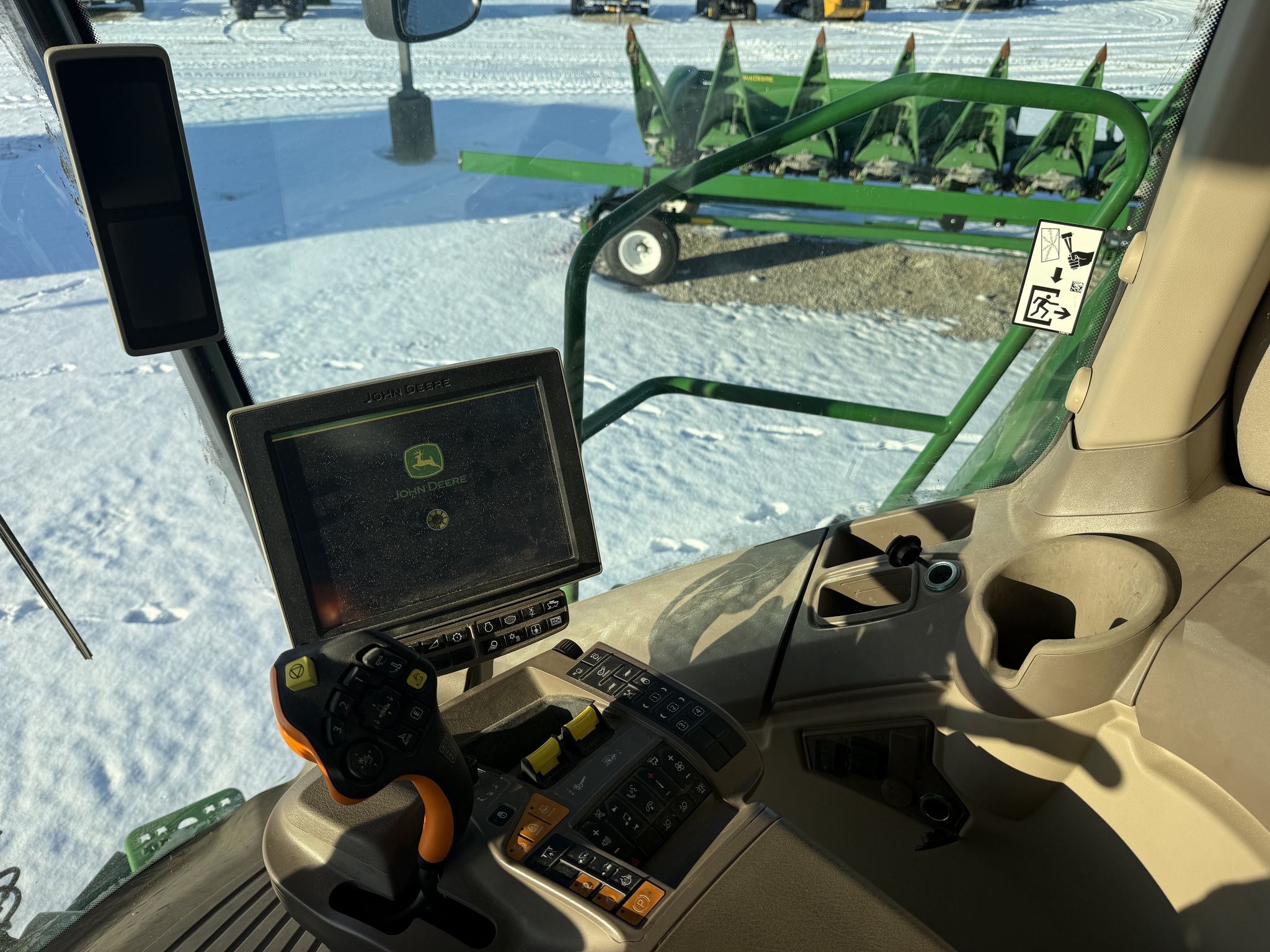 2022 John Deere S790 Image 8