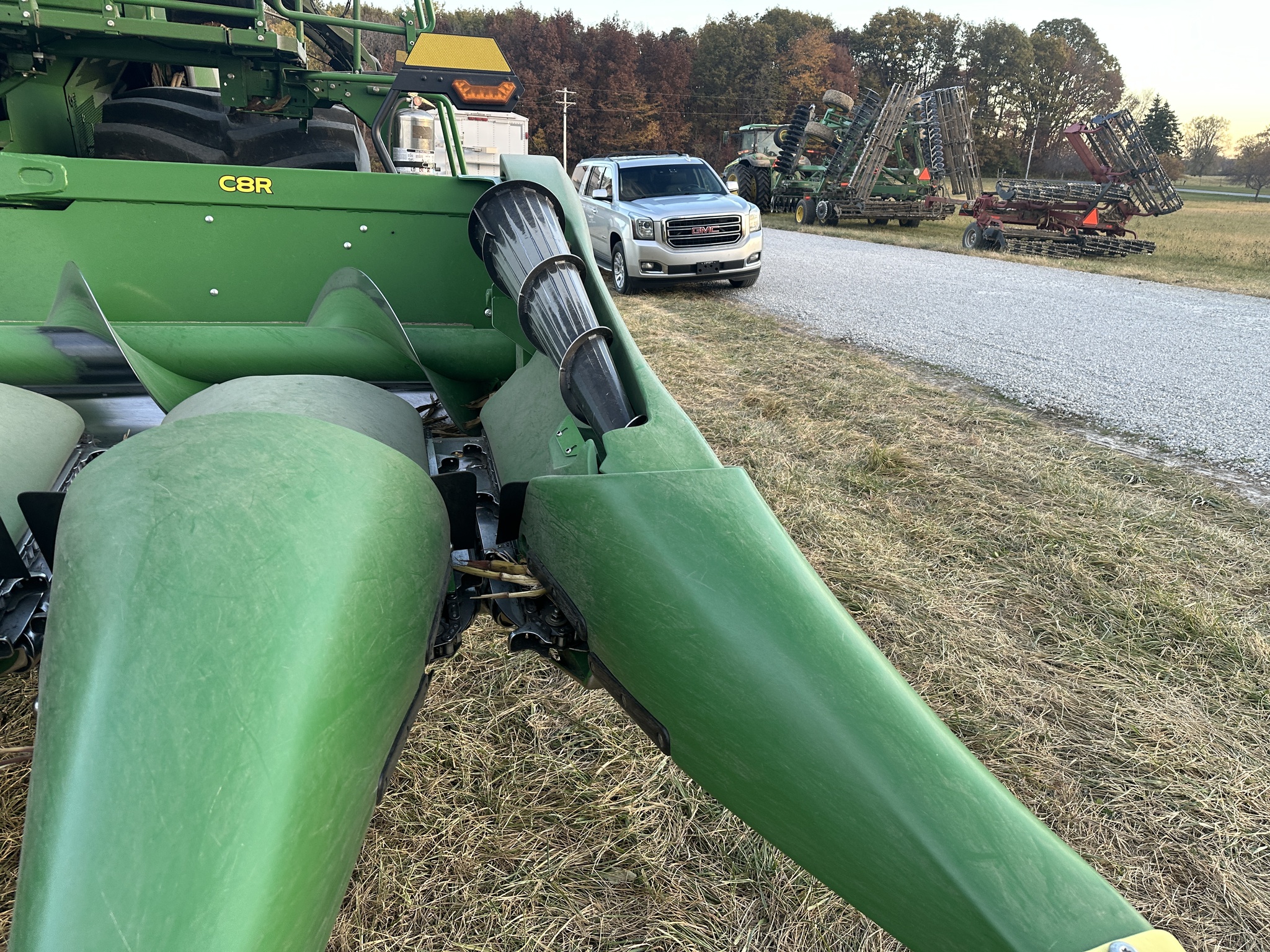 2023 John Deere C8R Image 4