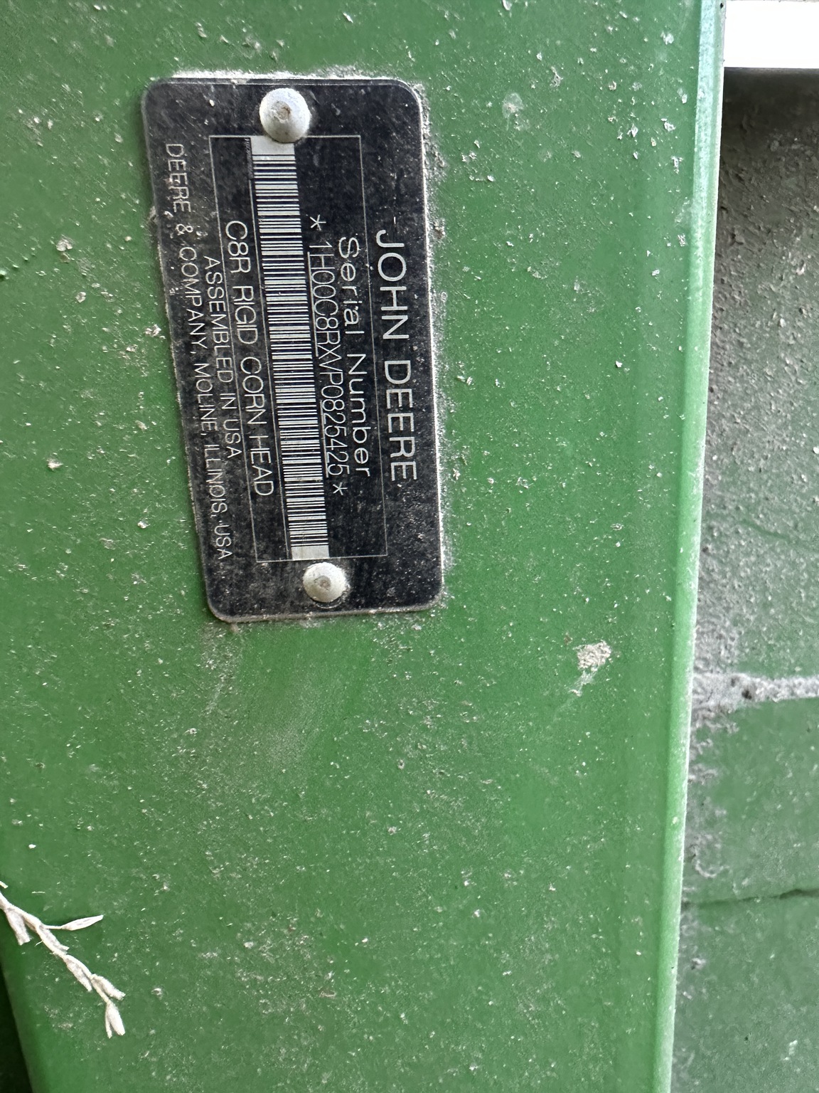 2023 John Deere C8R Image 8