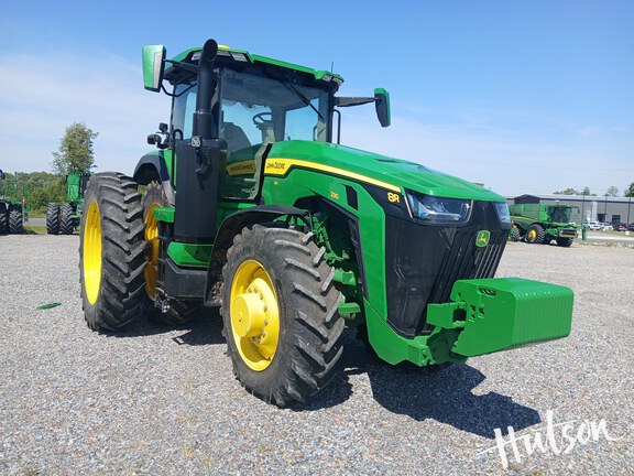 Photo of 2024 John Deere 8R 230