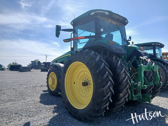 Photo of 2024 John Deere 8R 230