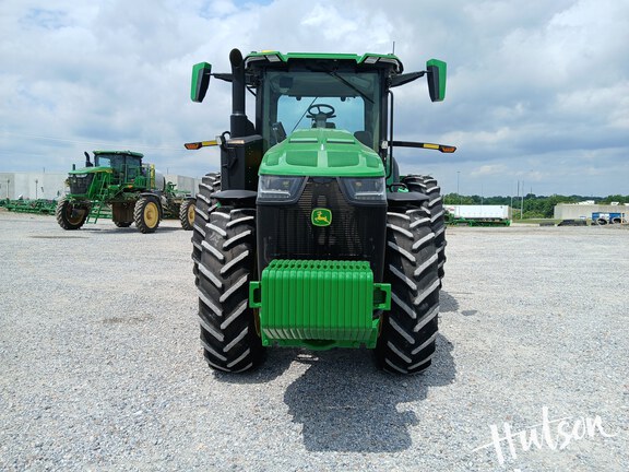 Photo of 2024 John Deere 8R 230