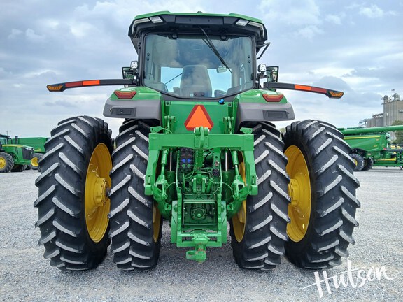 Photo of 2024 John Deere 8R 230