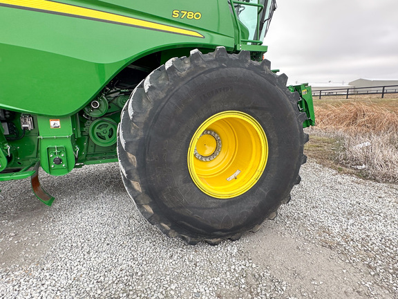 2022 John-Deere S780