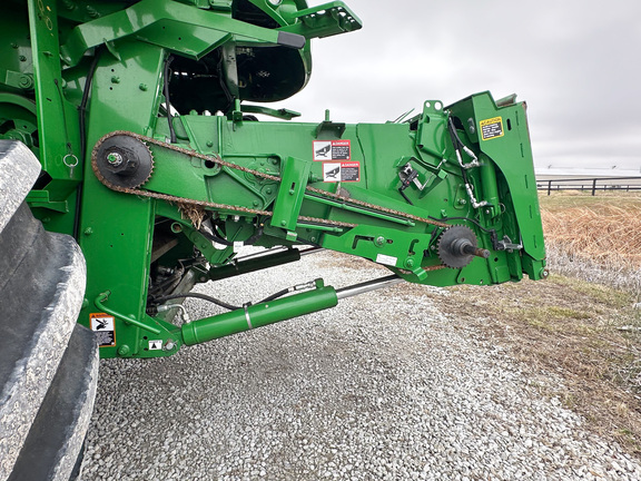 2022 John-Deere S780