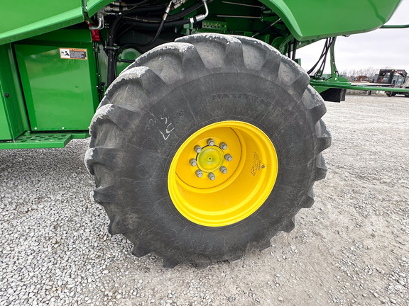 2022 John-Deere S780