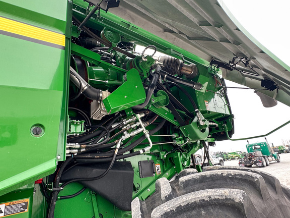 2022 John-Deere S780