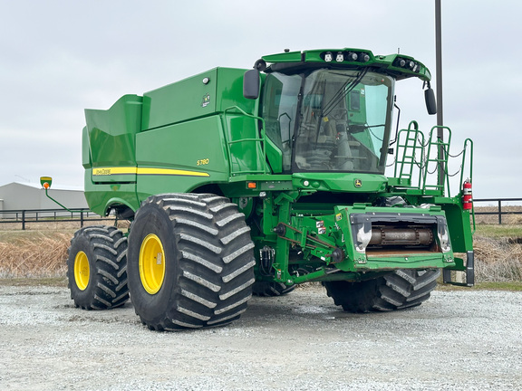 2022 John-Deere S780