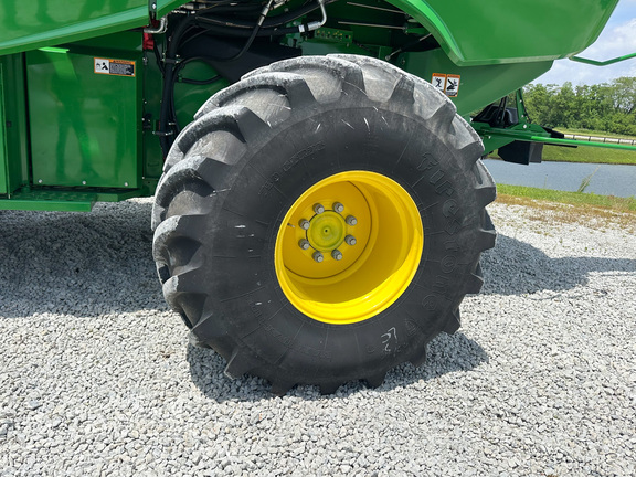 2022 John-Deere S780