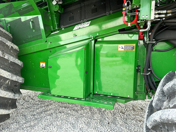 2022 John-Deere S780