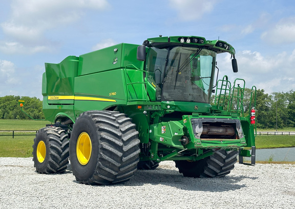 2022 John-Deere S780