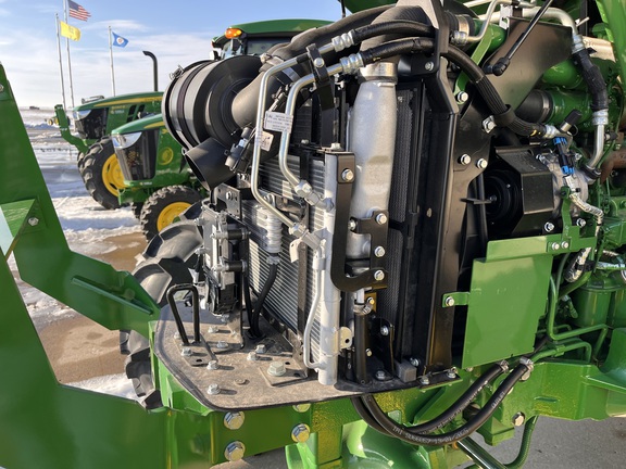 2025 John Deere 5075E - Photo22
