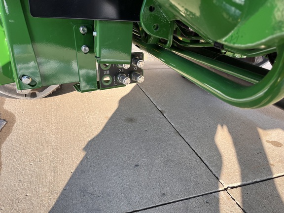 2025 John Deere 5075E - Photo25