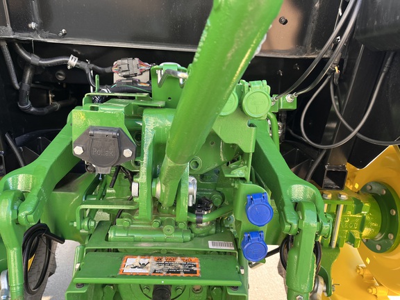 2025 John Deere 5075E - Photo27