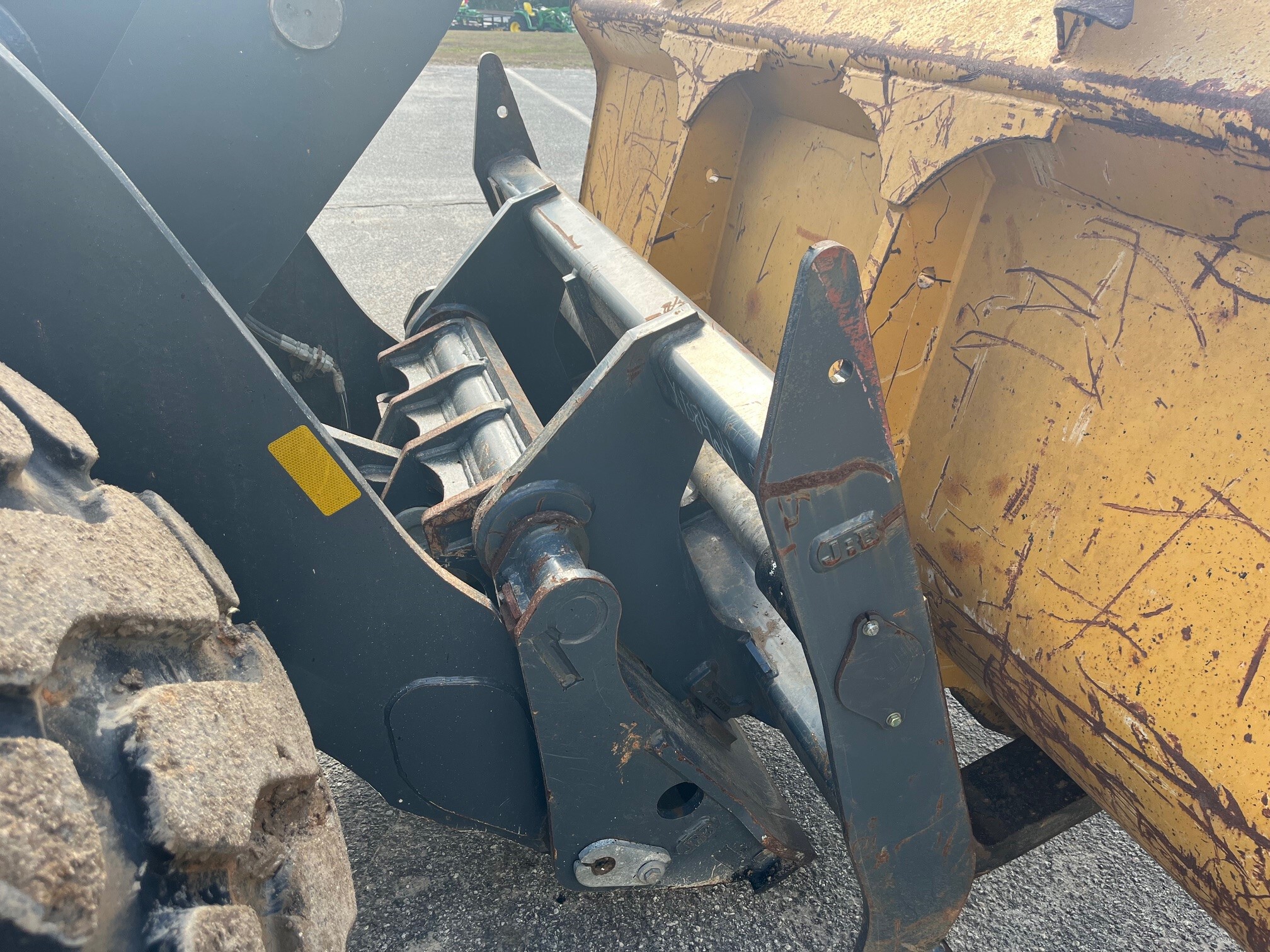 2021 John Deere 524L Image 5