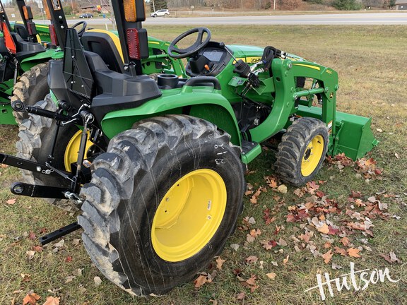 Photo of 2025 John Deere 3032E