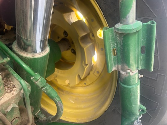 Photo of 2013 John Deere 6190R