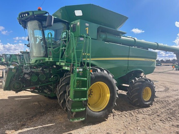 2018 John Deere S780 (2nd thumbnail)