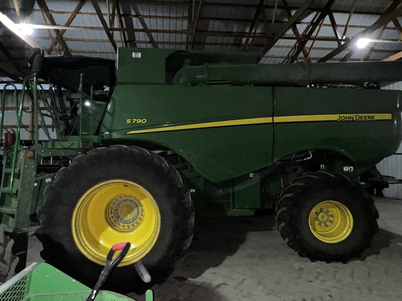 2021 John Deere S790 - Photo1