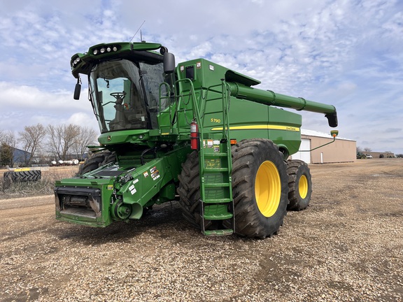 2021 John Deere S790 - Photo7