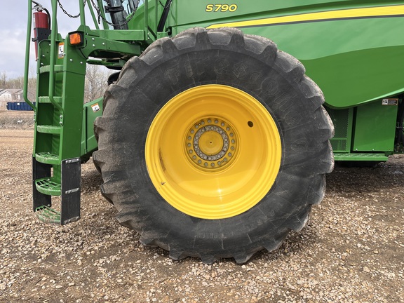 2021 John Deere S790 - Photo9