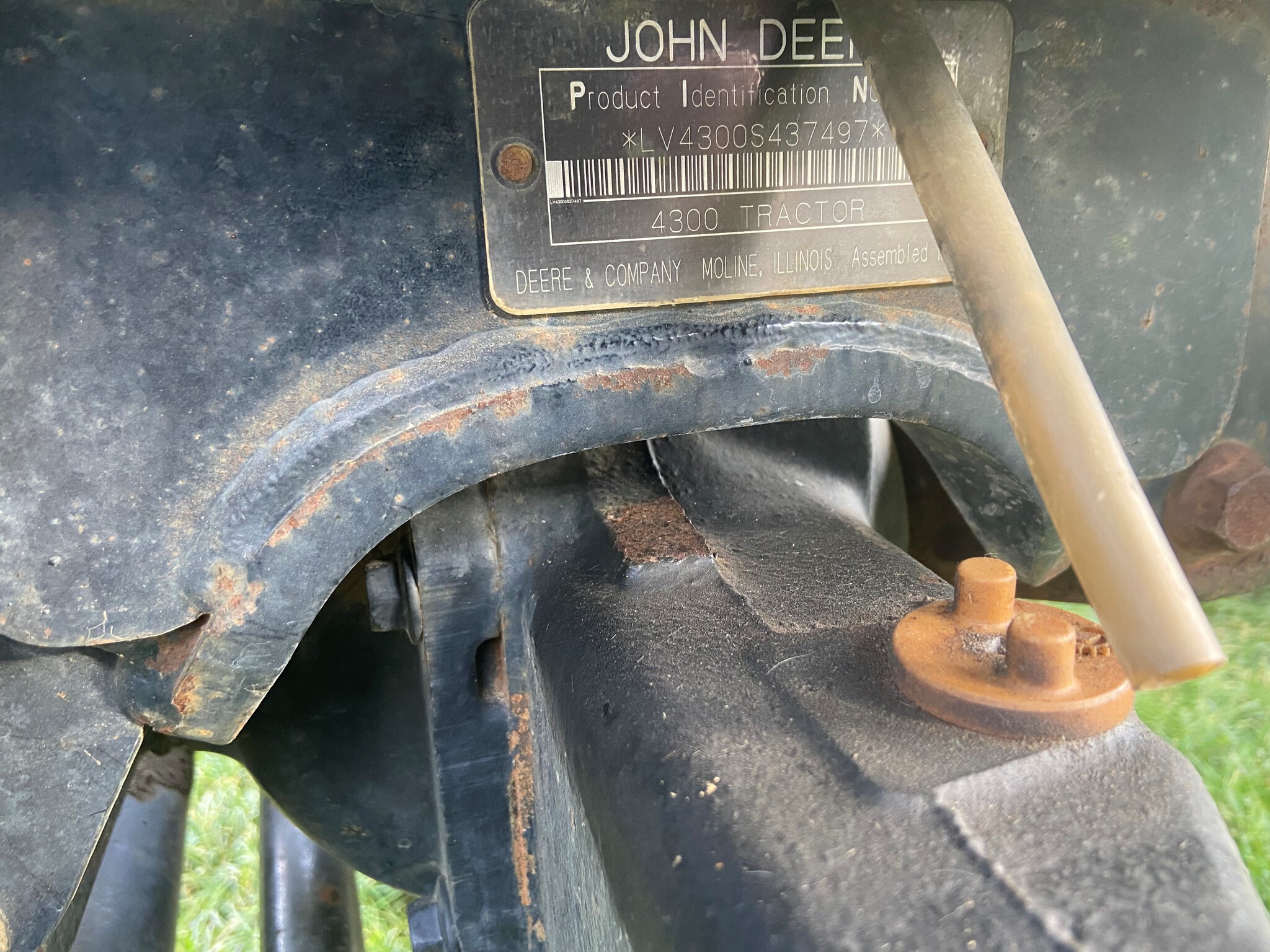 2001 John Deere 4300 Image 4