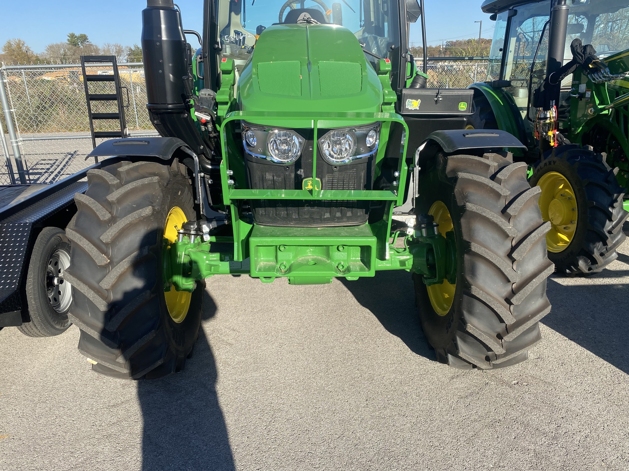 2025 John Deere 6M 105 Image 3