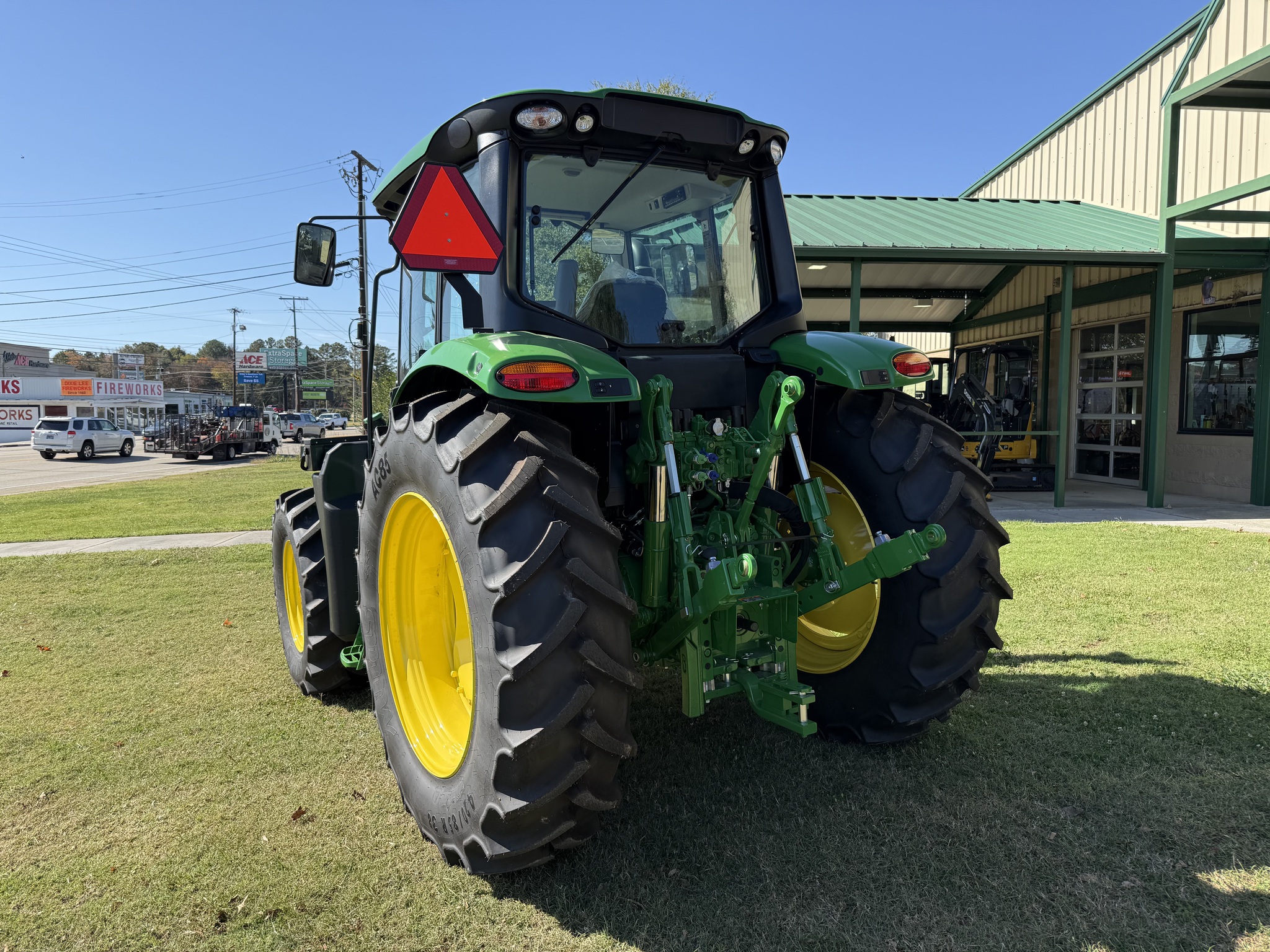 2025 John Deere 6M 105 Image 4