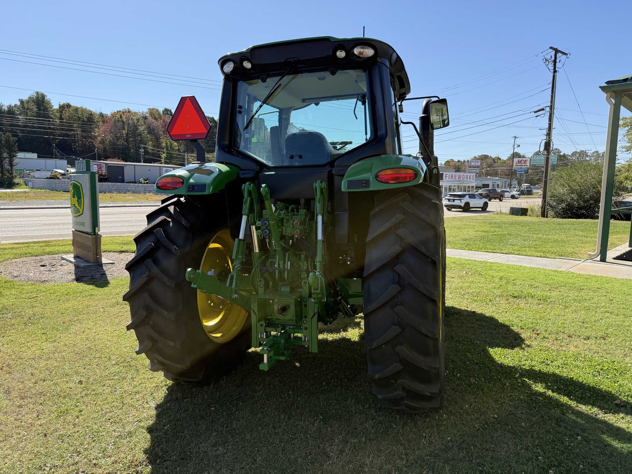 2025 John Deere 6M 105 Image 5