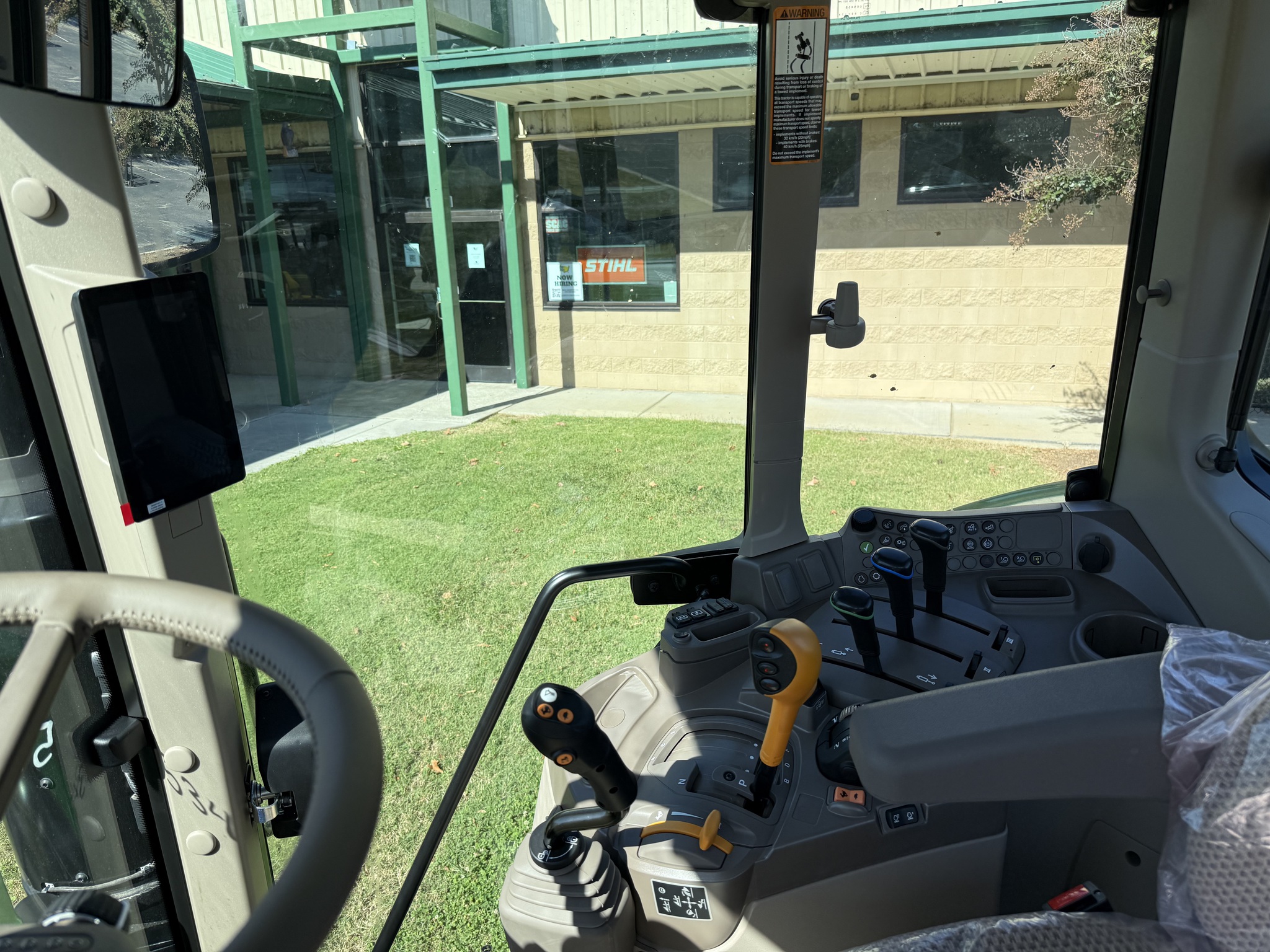 2025 John Deere 6M 105 Image 7