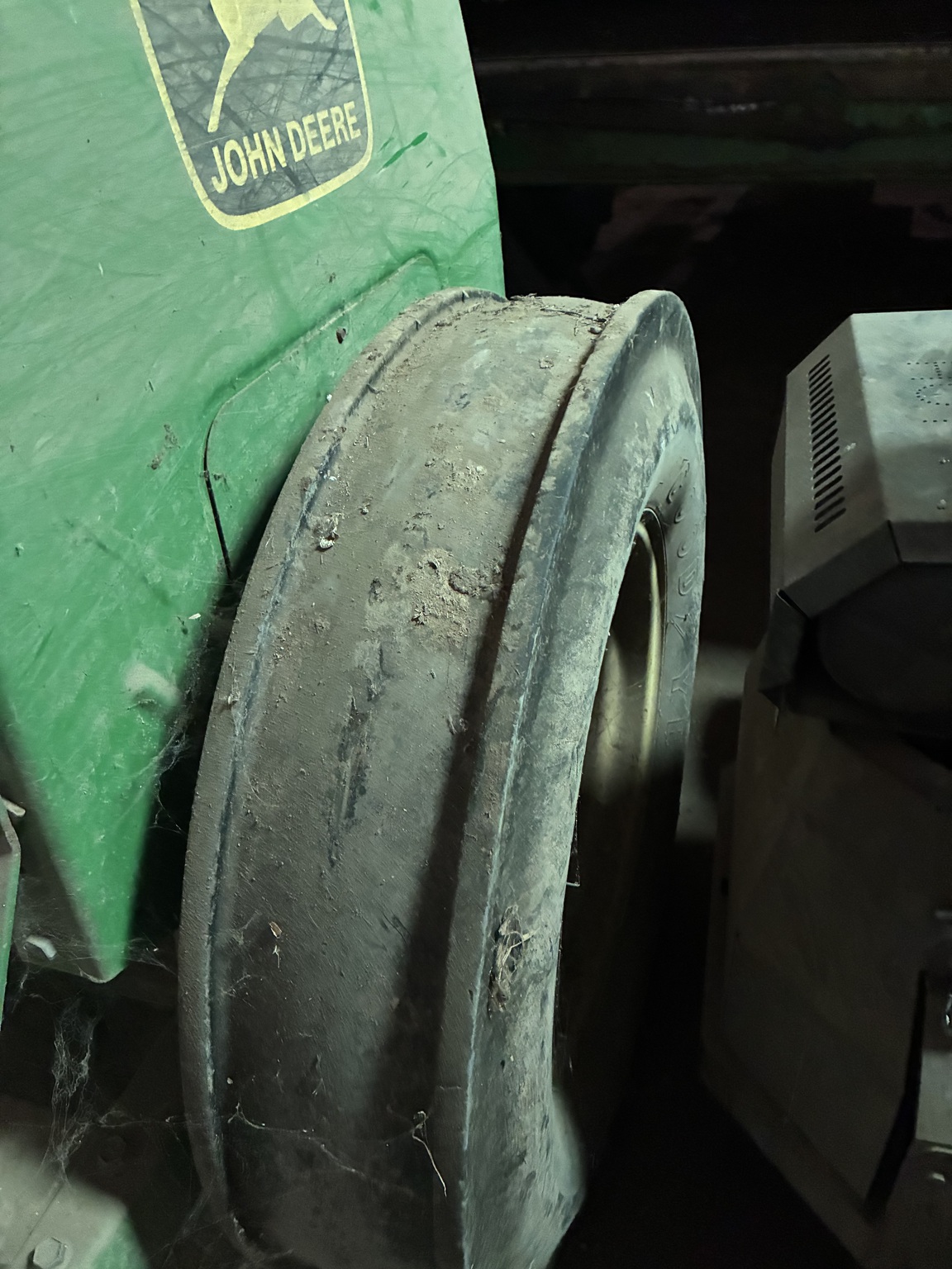 1990 John Deere 450 Image 5