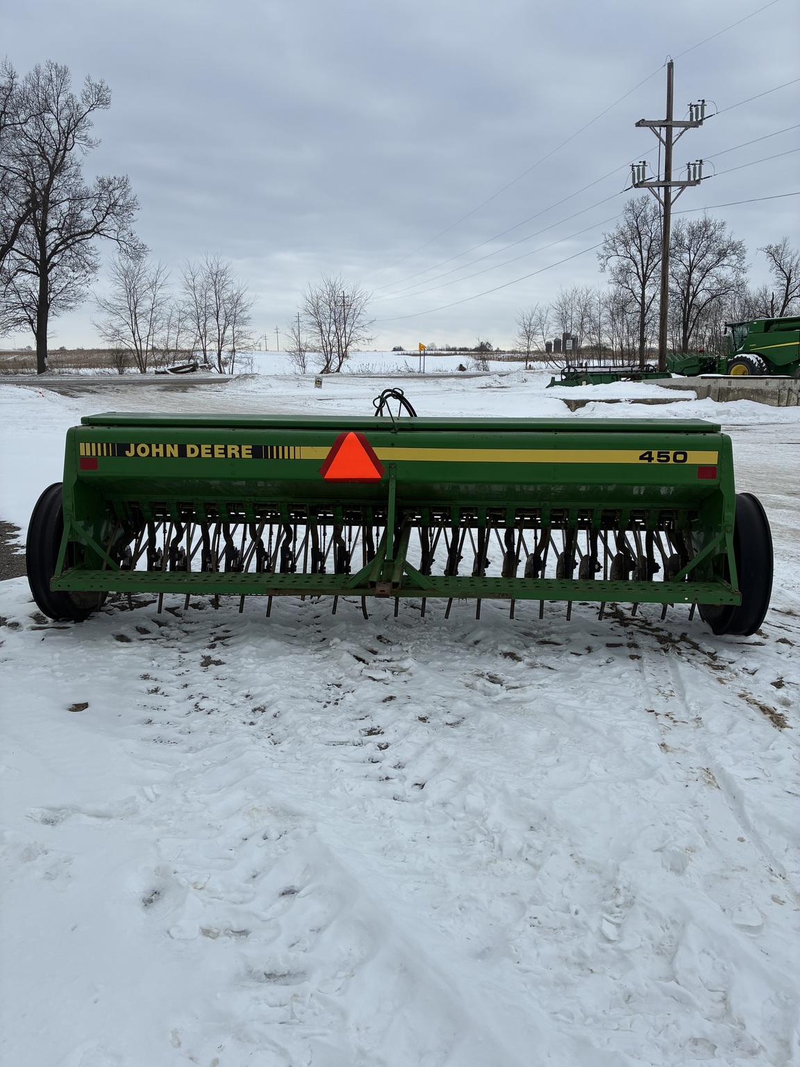 1990 John Deere 450 Image 7