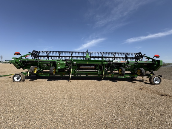 Used 2025 John Deere HDR 35 Combine Platforms at Horizon Ag & Turf in Lloydminster, AB - Photo6