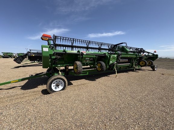 Used 2025 John Deere HDR 35 Combine Platforms at Horizon Ag & Turf in Lloydminster, AB - Photo8