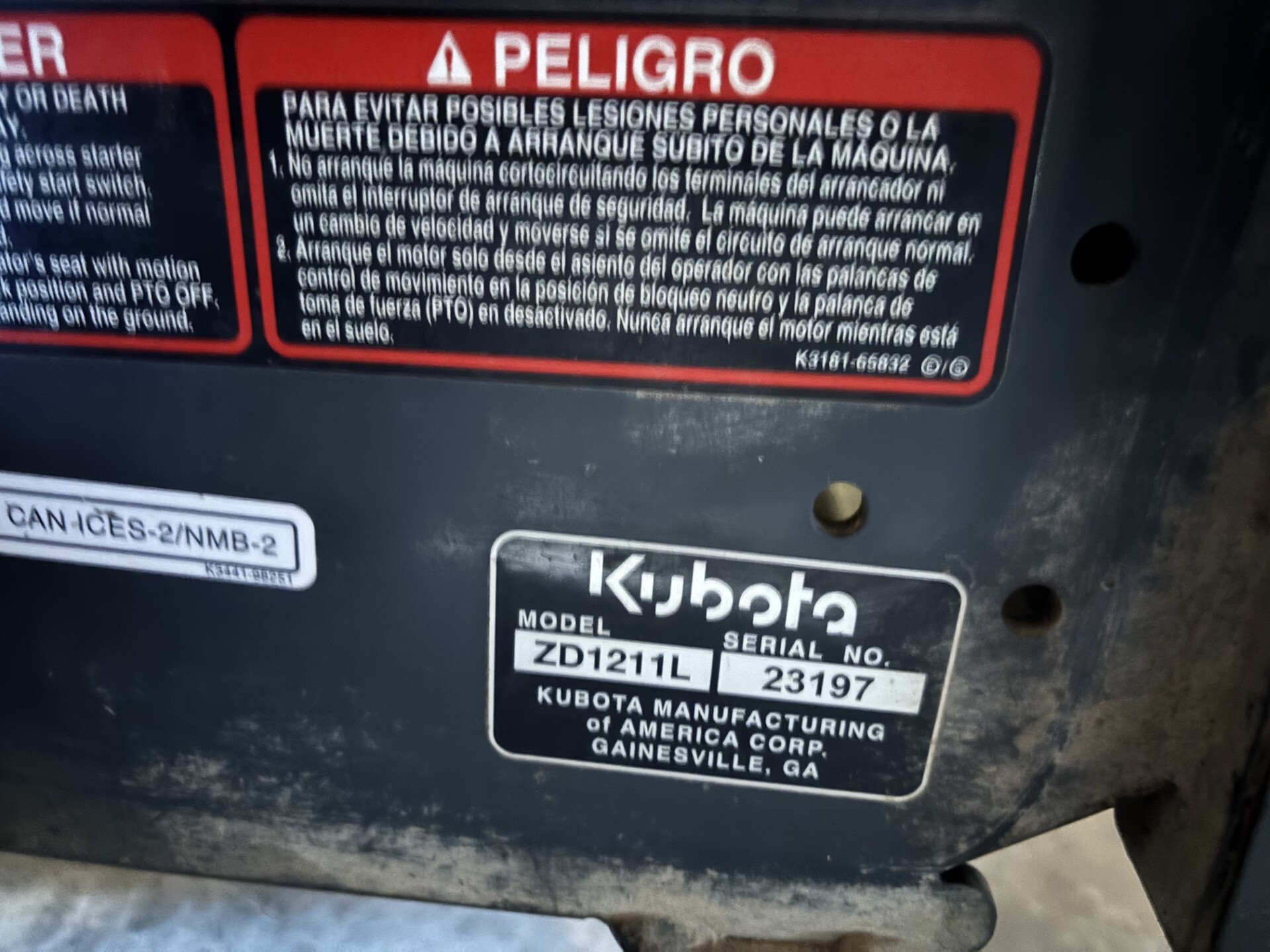 2019 Kubota ZD1211 Image 6