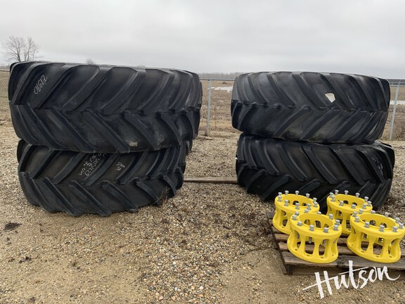 Photo of Michelin 800/70R38