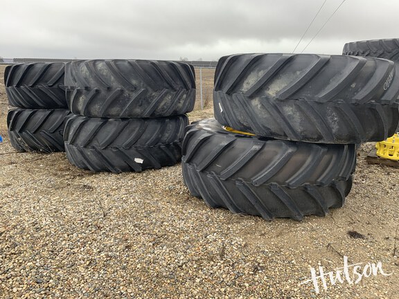 Photo of Michelin 800/70R38