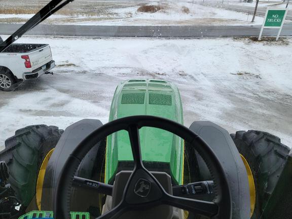 2025 John Deere 8R 410 - Photo18