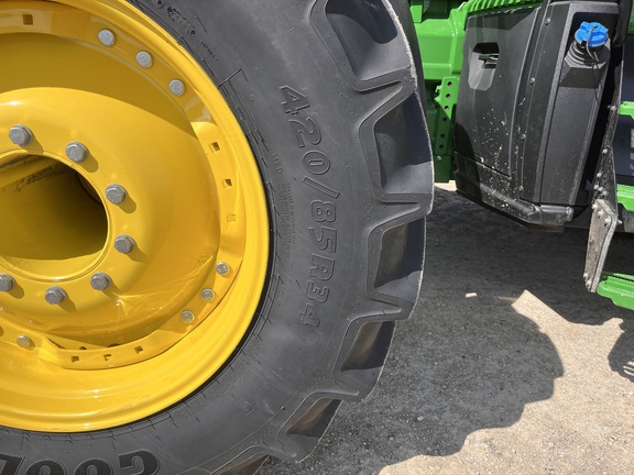 2025 John Deere 8R 410 - Photo10