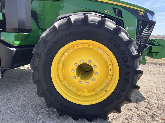 2025 John Deere 8R 410 - Photo12