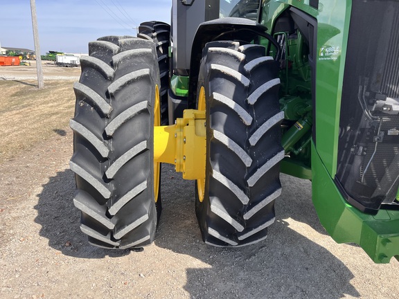 2025 John Deere 8R 410 - Photo14