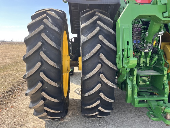 2025 John Deere 8R 410 - Photo21