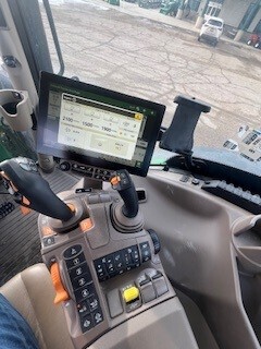 Used 2024 John Deere 6R 195 Row Crop Tractors at Horizon Ag & Turf in Edmonton West, AB - Photo6