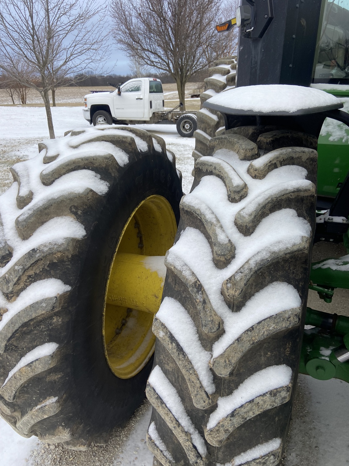  2022 John Deere 8R 370 at Heritage Tractor in Lacon, IL