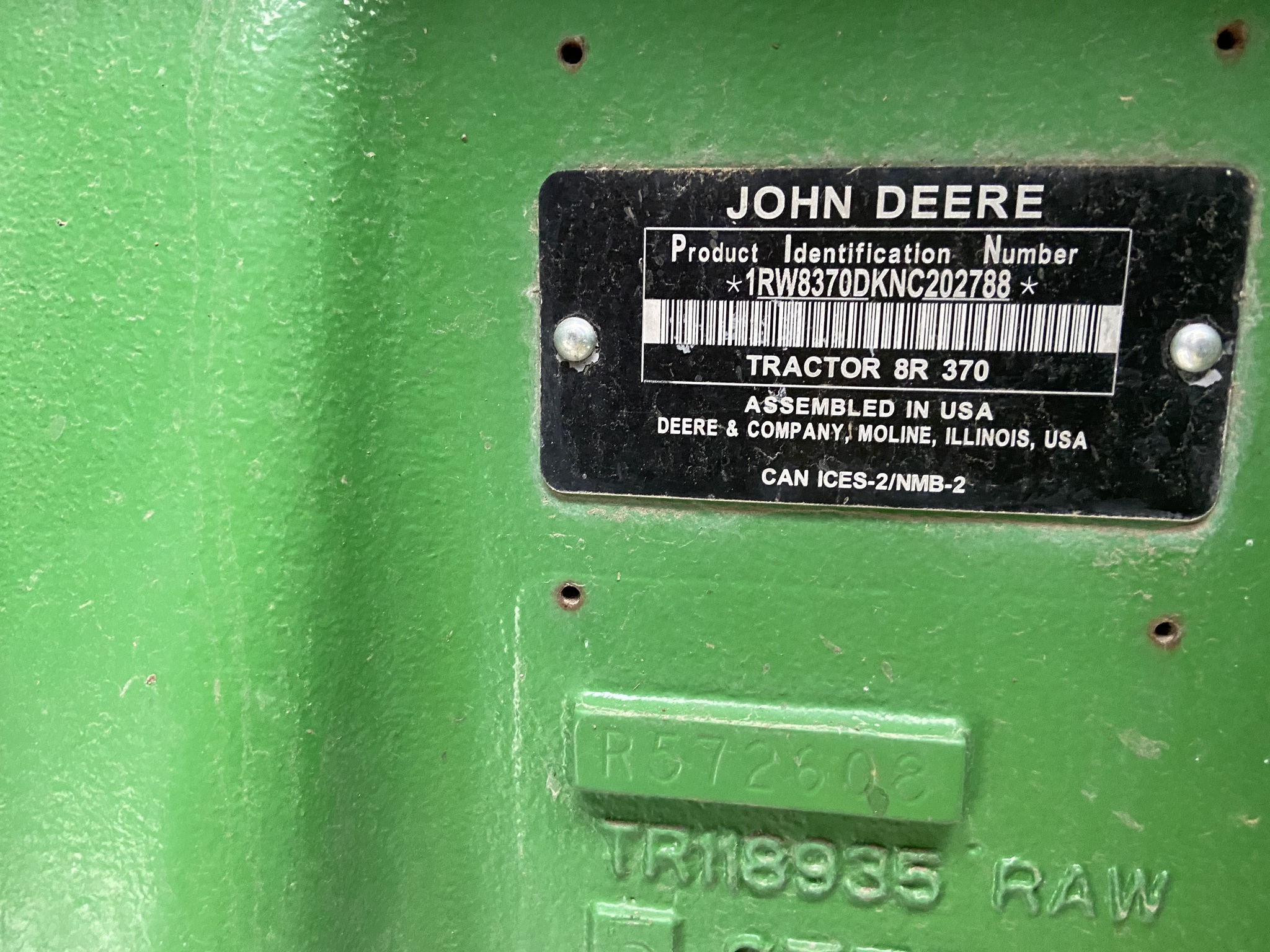  2022 John Deere 8R 370 at Heritage Tractor in Lacon, IL