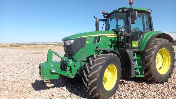 John Deere 6M 165
