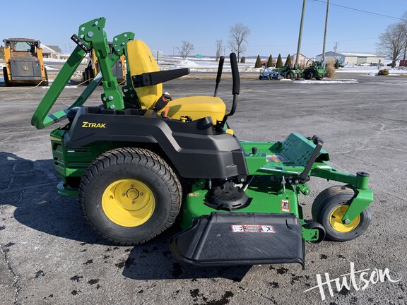 Photo of 2025 John Deere Z515E