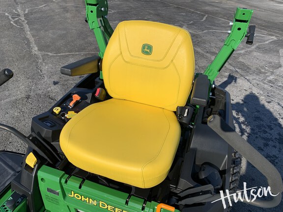Photo of 2025 John Deere Z515E